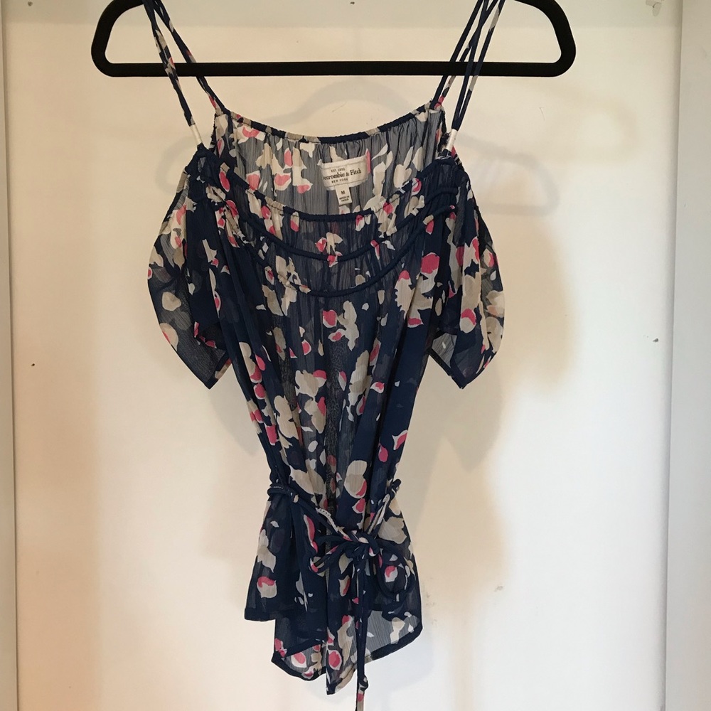 Abercrombie and Fitch off the shoulder top